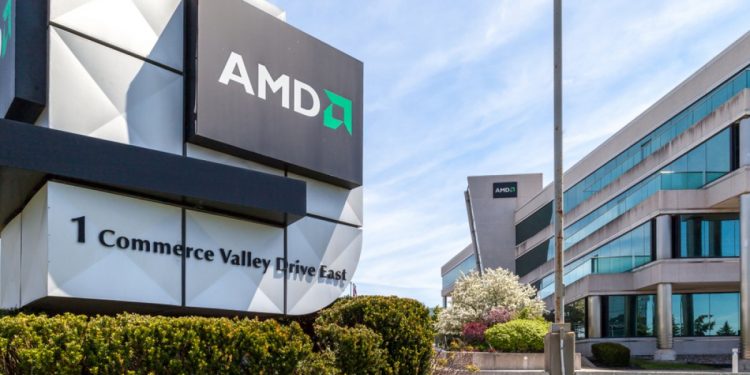 GlobalFoundries Gains as AMD Expands Order for Silicon Wafers