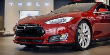 Tesla owner blows up Model S instead of footing $22,600 repair bill