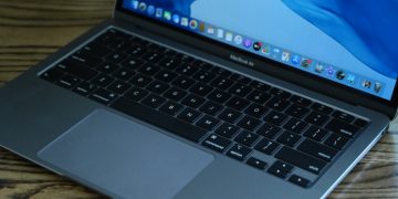 Apple warns macOS Catalina users of a boot loop bug caused by macOS 12.3 and FileVault