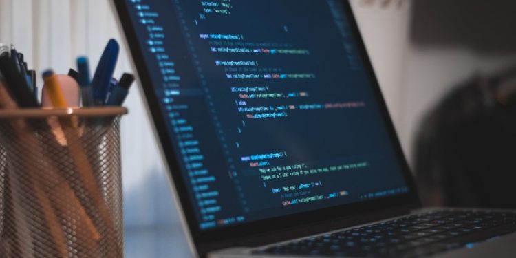 Python Ideal Programming Language For Startups 2022