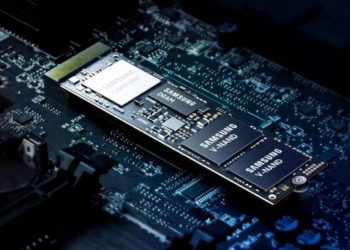 Intel Demos Lightning Fast 13.8 GBps PCIe 5.0 SSD with Alder Lake