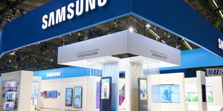 Samsung Electronics forecasts 52.5% jump in Q4 profits on record sales