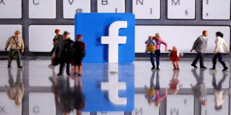 Facebook, Twitter highlight security steps for users in Ukraine