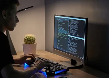 Operating on the Pandas DataFrame in Python