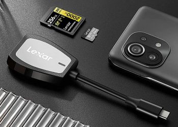 Lexar Professional USB-C Dual-Slot SD and microSD UHS-II Cards Reader