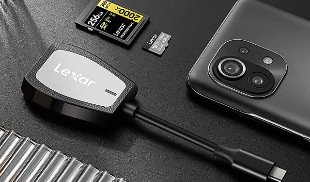 Lexar Professional USB-C Dual-Slot SD and microSD UHS-II Cards Reader