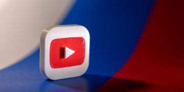 YouTube, Google Play suspend payment-based services in Russia
