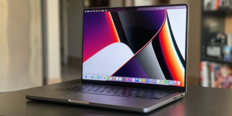 MacBook Pro owners warn macOS 12.3 is bricking some computers