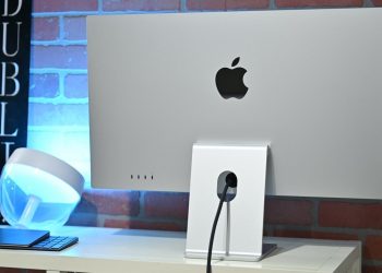 Apple Fixes Embarrassing Studio Display Firmware Problem