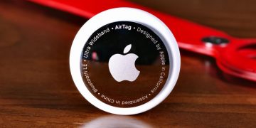 Apple releases new firmware update for AirTag item trackers