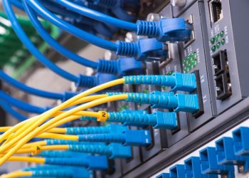Kenya to deploy 100,000 Kms of fiber optic infrastructure across the country