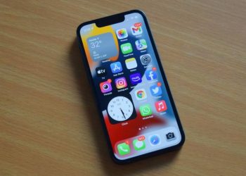 Apple stops signing iOS 15.4 following iOS 15.4.1 release with battery life fixes