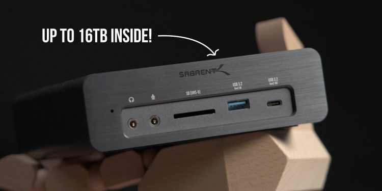 Sabrent DS-SKRT-D16TB Thunderbolt 3 NVMe SSD Docking Station