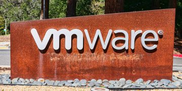VMware warns of critical vulnerabilities in multiple products