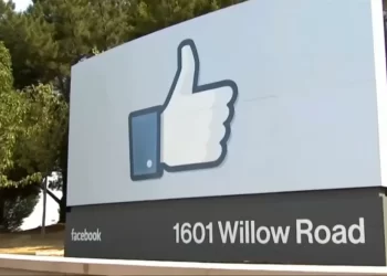 Mark Zuckerberg Sued Over Cambridge Analytica Data Breach