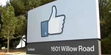 Mark Zuckerberg Sued Over Cambridge Analytica Data Breach
