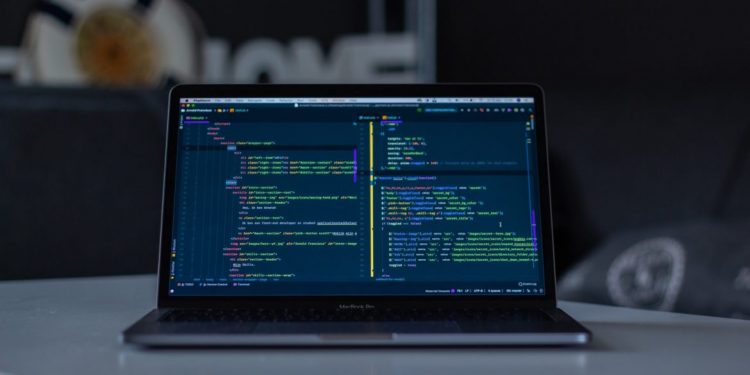 Python | Generate test datasets for Machine learning