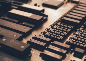 HP fixes bug letting attackers overwrite firmware in over 200 models