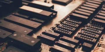HP fixes bug letting attackers overwrite firmware in over 200 models