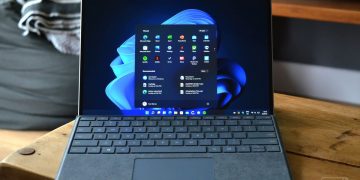 Microsoft fixes Windows 11 bug causing flickers in safe mode