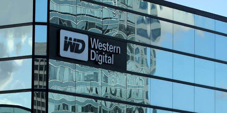 Western Digital reviewing alternatives after Elliott’s push to split