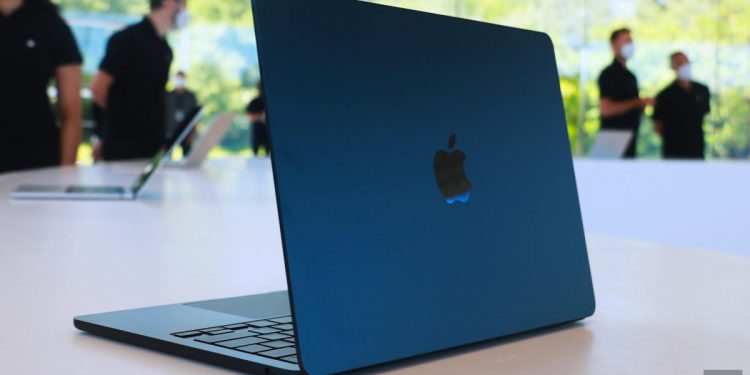 Apple’s new 13-inch MacBook Pro with M2 chip goes on sale Friday