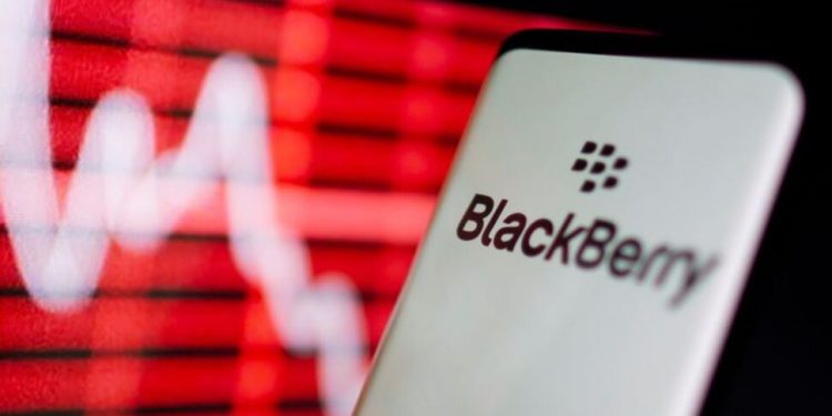 BlackBerry revenue tops estimates on auto, cybersecurity tech demand