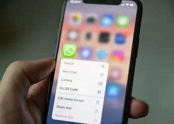 WhatsApp for iOS readying the ability to edit text messages