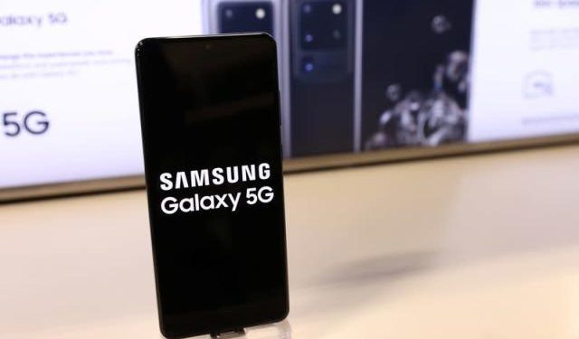 Samsung Australia fined $9.7 mln over false water-resistance claims