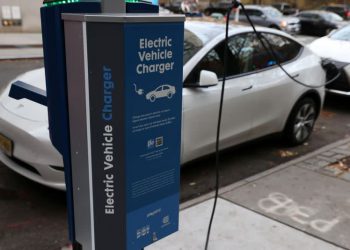 White House says companies investing $700 million to boost EV charger production
