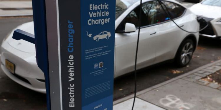 White House says companies investing $700 million to boost EV charger production