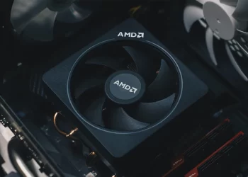 AMD investigates RansomHouse hack claims, theft of 450GB data