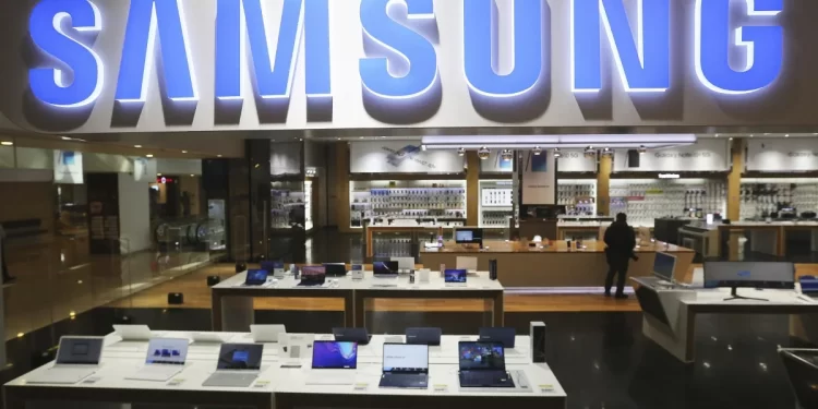 Chips drive highest Samsung Q2 profit since 2018, but demand cooling