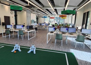AASTMT and RobotLAB to Launch the First AI Lab in MENA