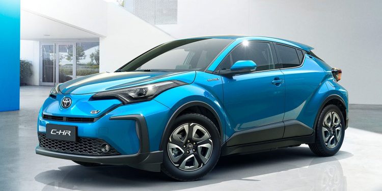 Toyota unveils its first mass market hybrid car for India