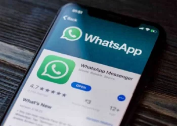 WhatsApp will soon let you hide your online status