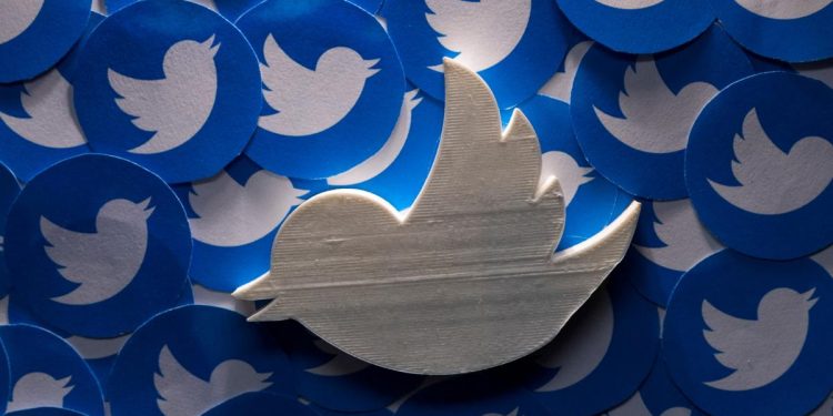 Twitter says it removes over 1 million spam accounts each day