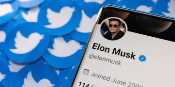 Musk makes meme on Twitter legal threat after scrapping $44 billion deal