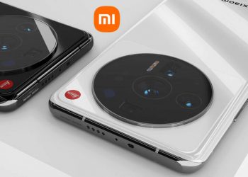 Xiaomi 12S Ultra Crams a 1-Inch Sensor Into its Chassis